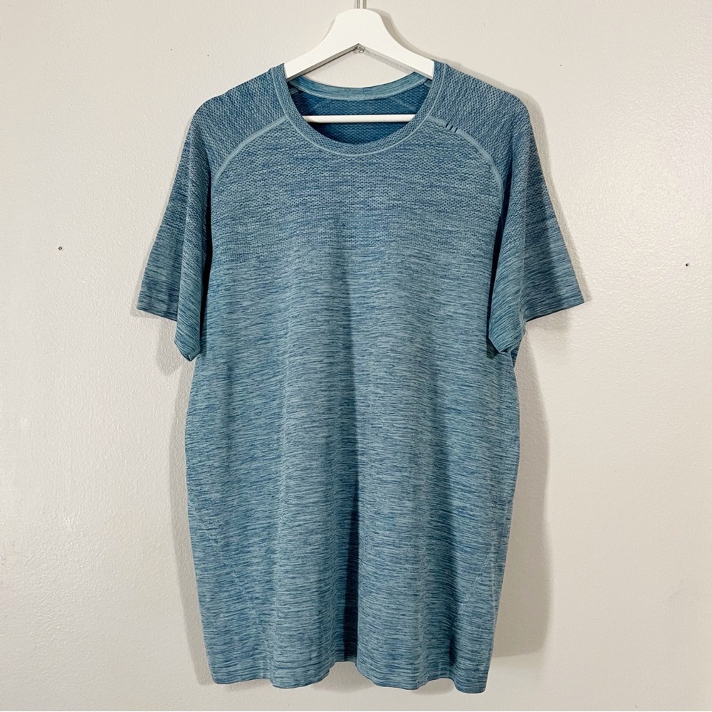 Lululemon Men's Metal Vent Tech Short Sleeve in Poseidon Hydra Blue‎